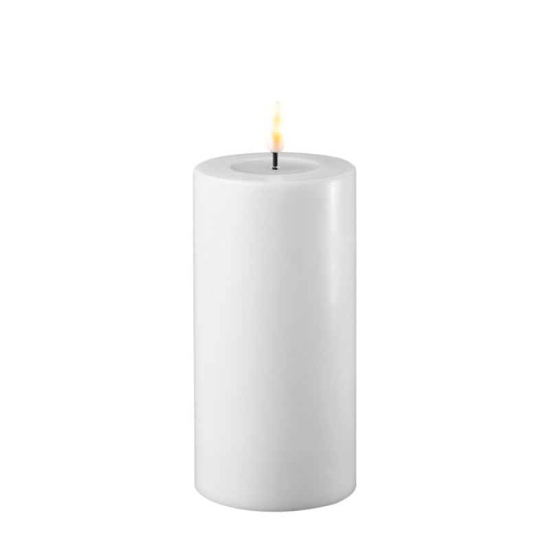 LED Stumpenkerze Deluxe Homeart weiß 7,5 x 15 cm