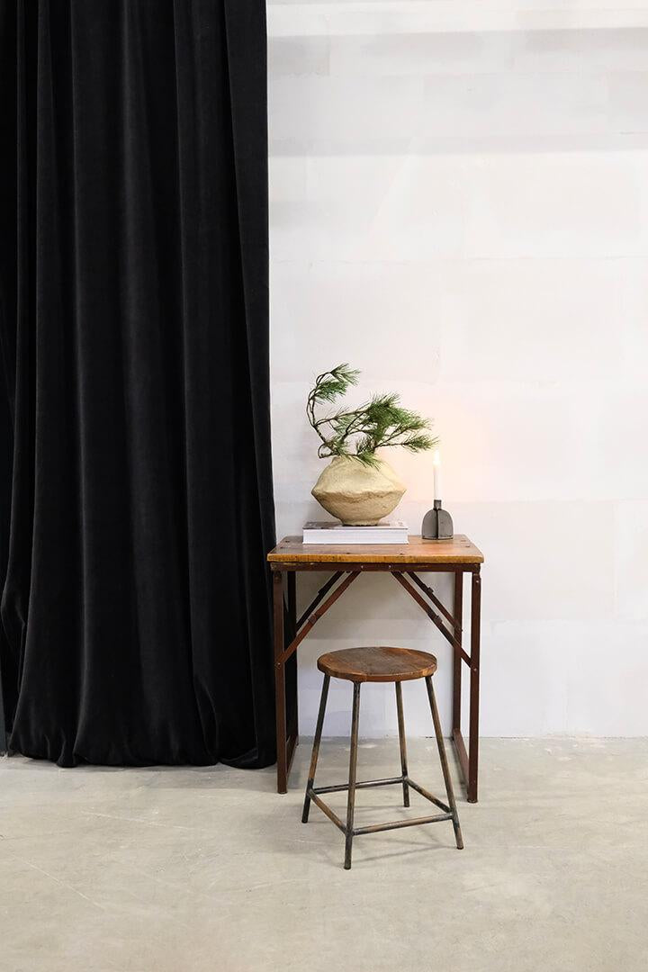 Hocker Leo