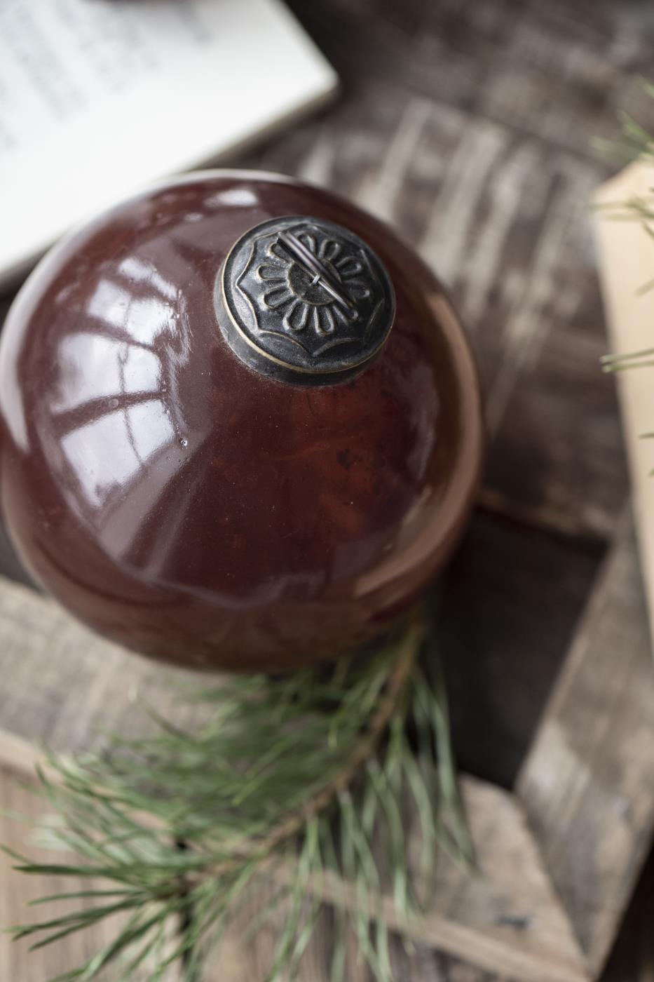 Weihnachtskugel almond