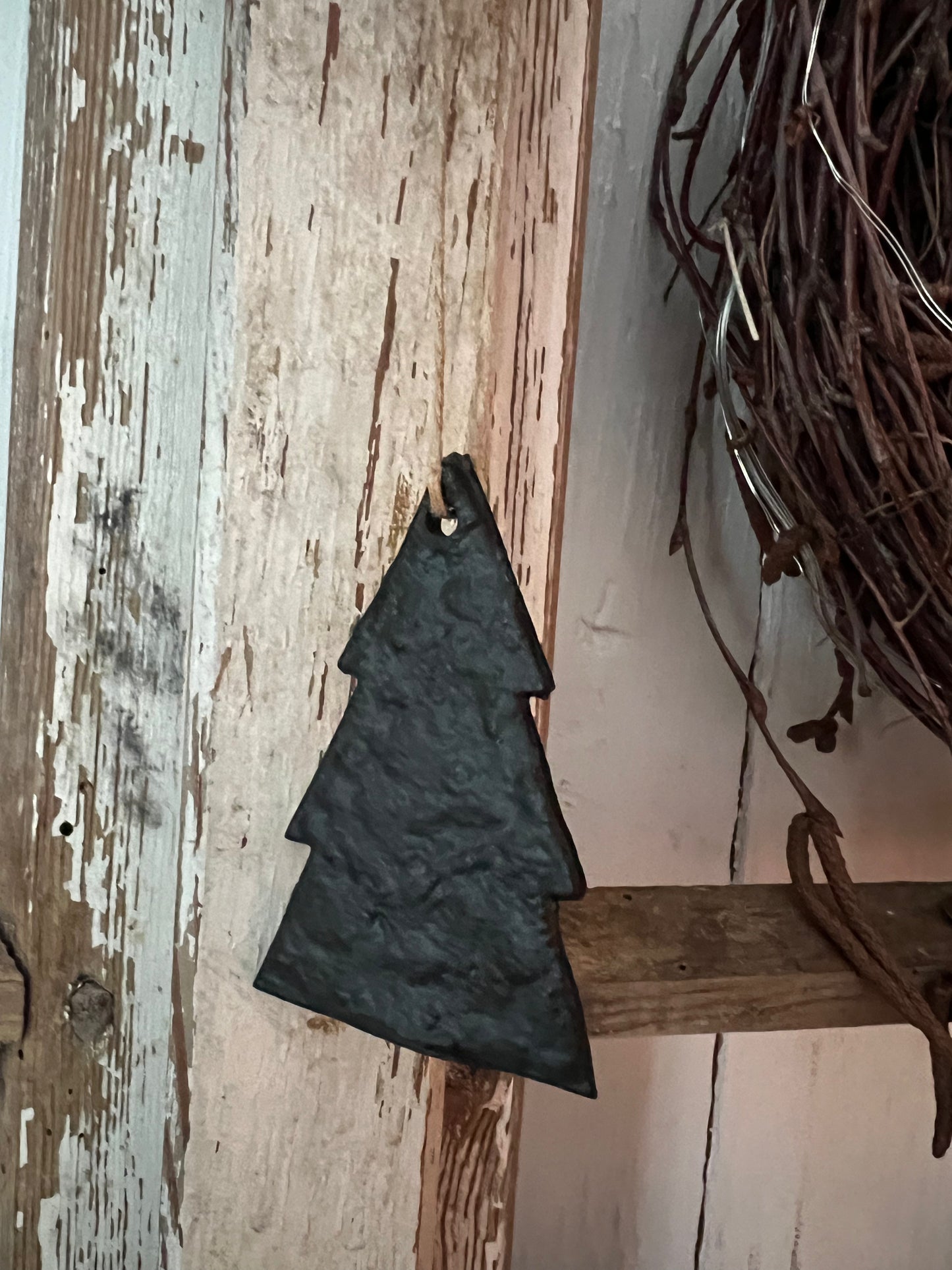 Metallanhänger Baum schwarz