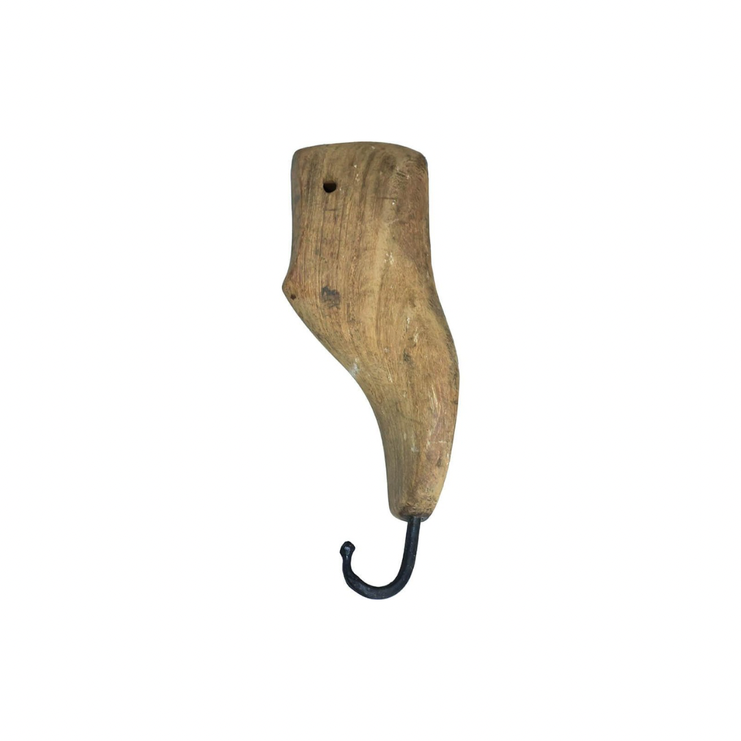 Wandhaken aus Kinderschuhleisten