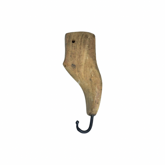 Wandhaken aus Kinderschuhleisten