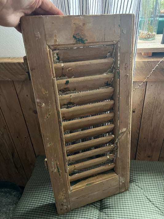 Kleiner Dekofensterladen