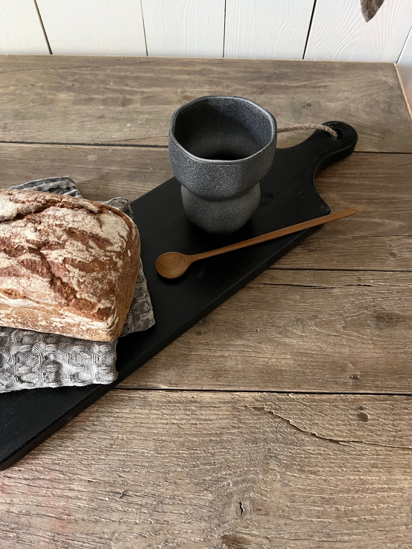 Holzbrett länglich schwarz