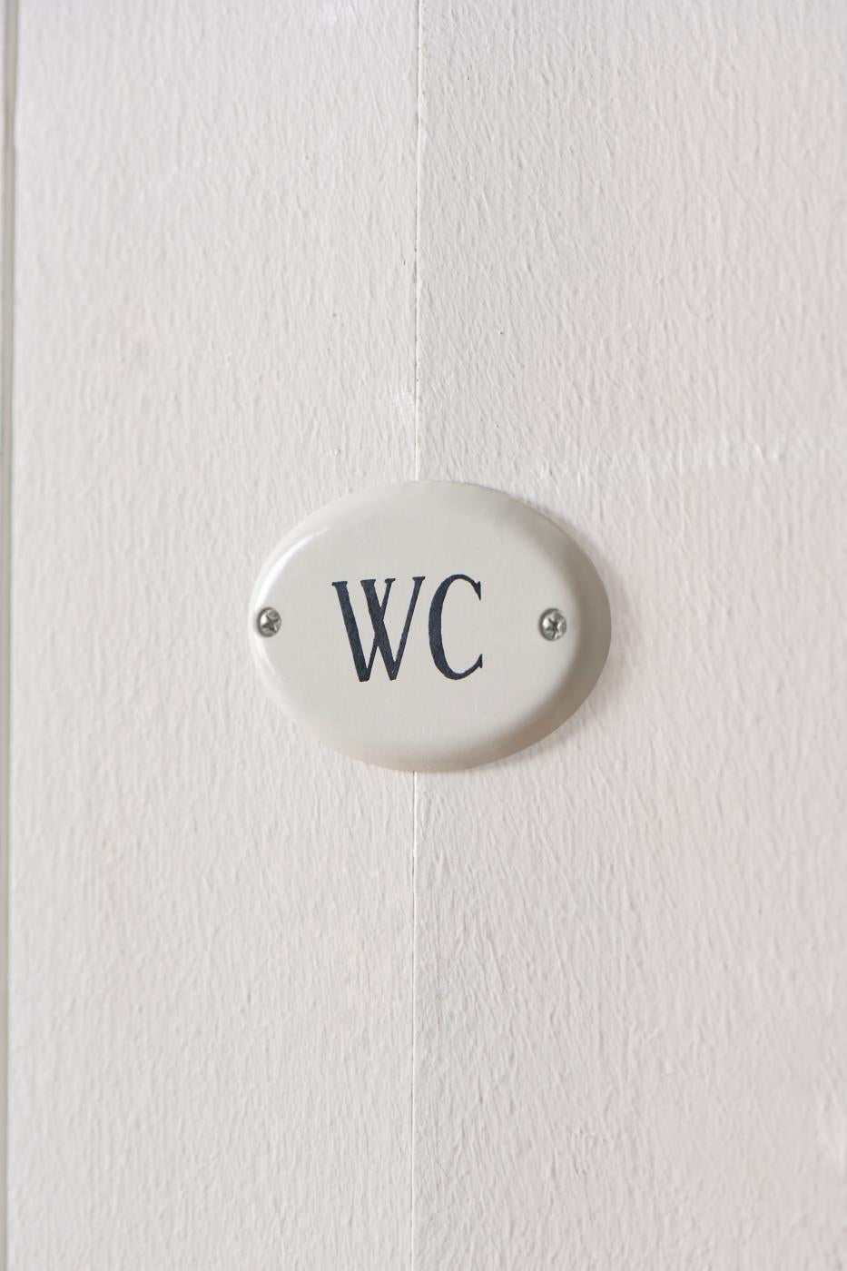 Metallschild „WC“ Ib Laursen
