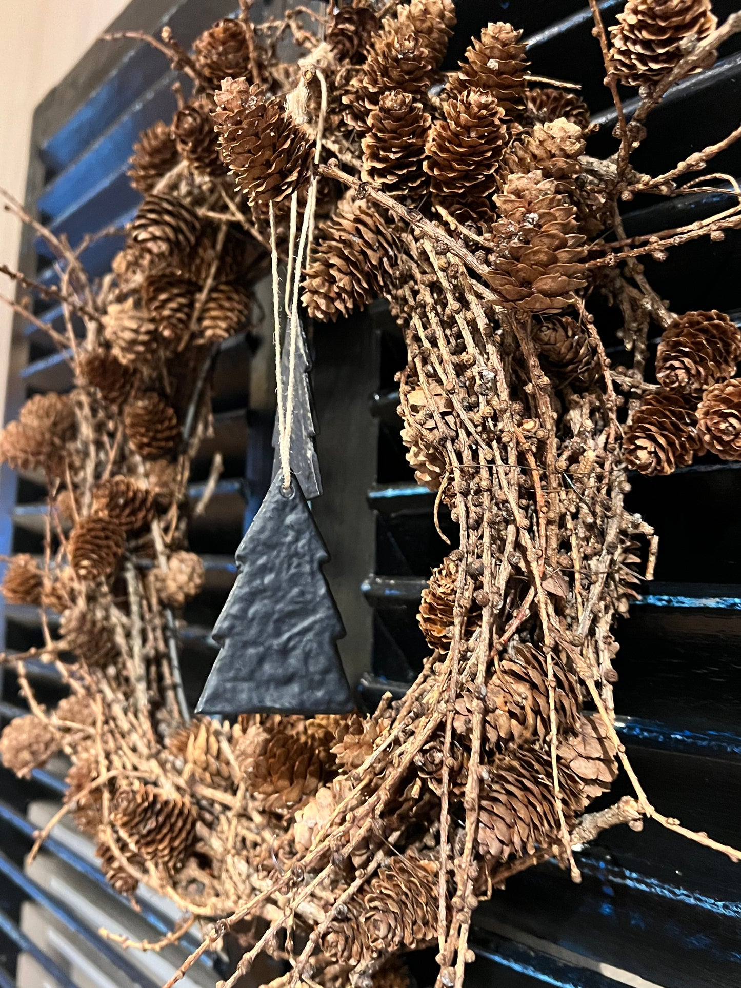 Metallanhänger Baum schwarz